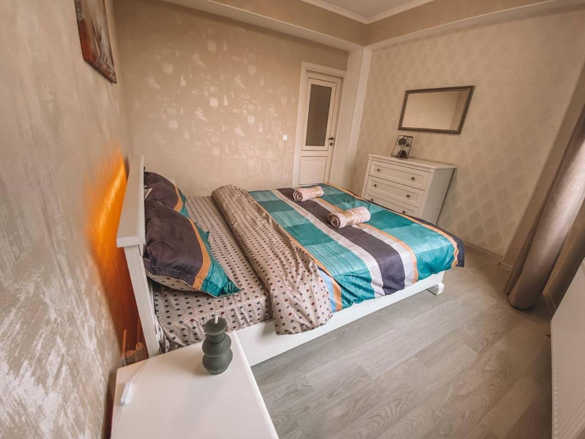 Luxury Sky Apartment Κισινάου Εξωτερικό φωτογραφία