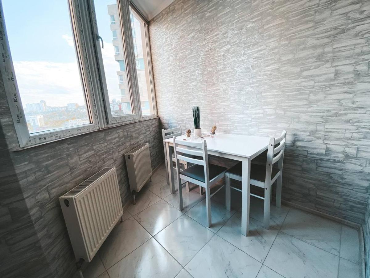Luxury Sky Apartment Κισινάου Εξωτερικό φωτογραφία